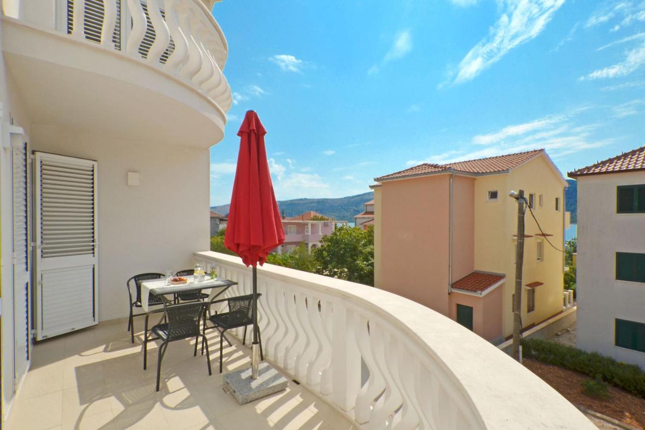 Villa Maros Marina Exterior photo