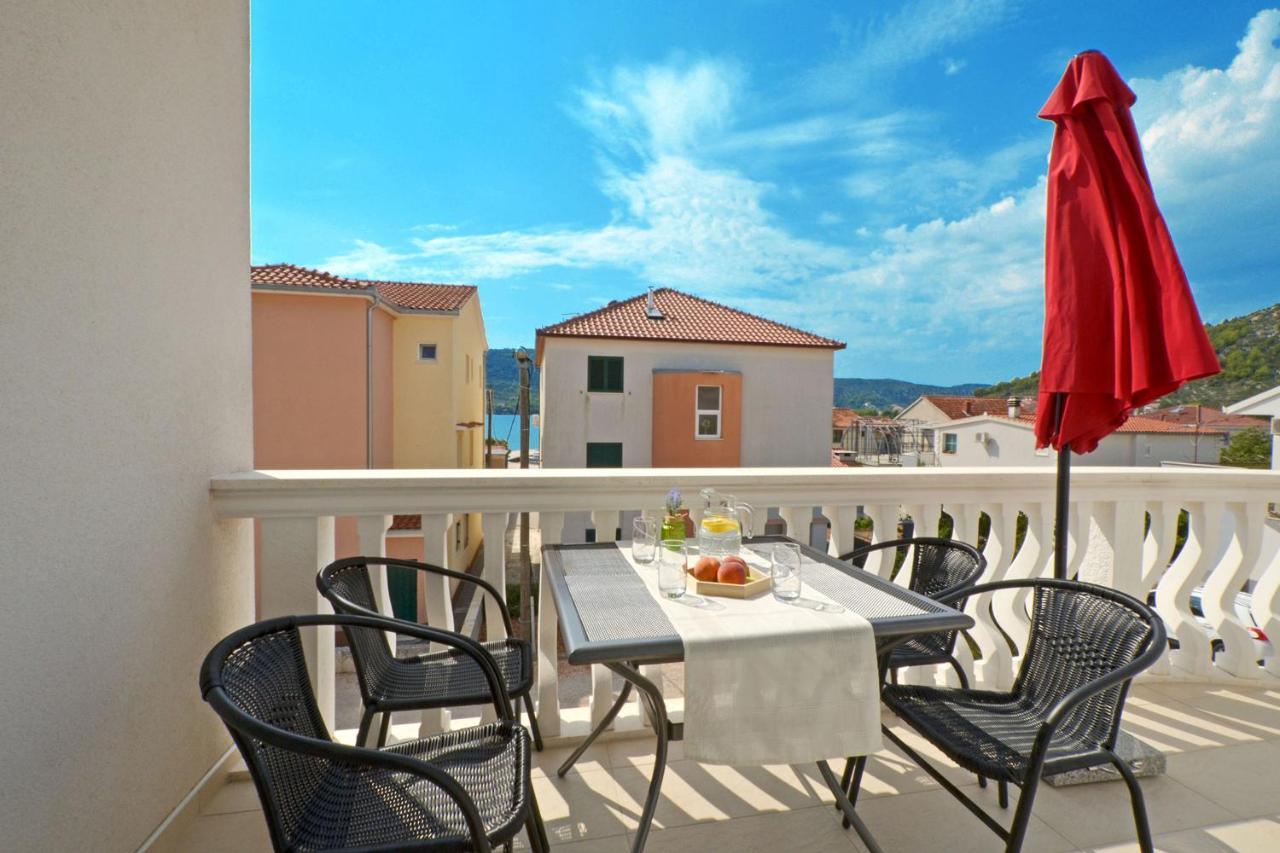 Villa Maros Marina Exterior photo