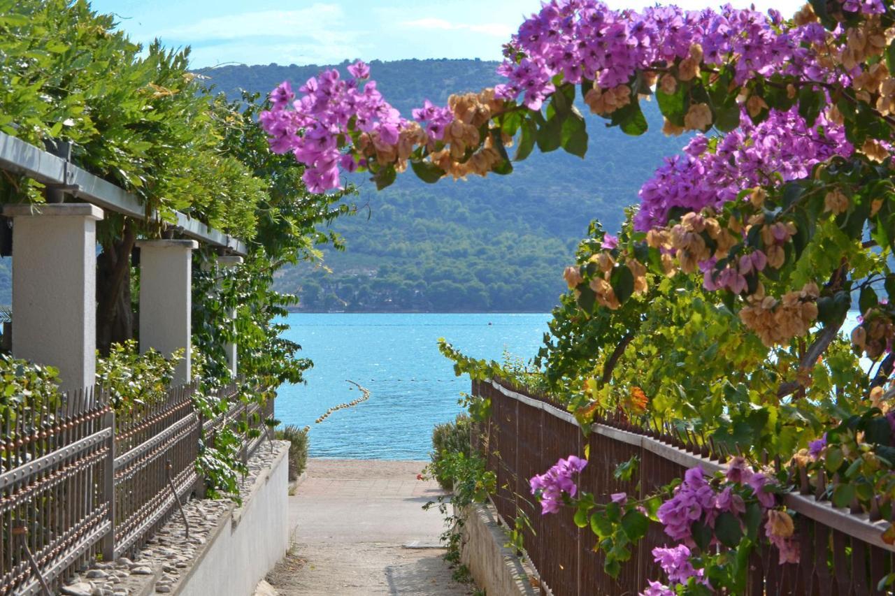 Villa Maros Marina Exterior photo