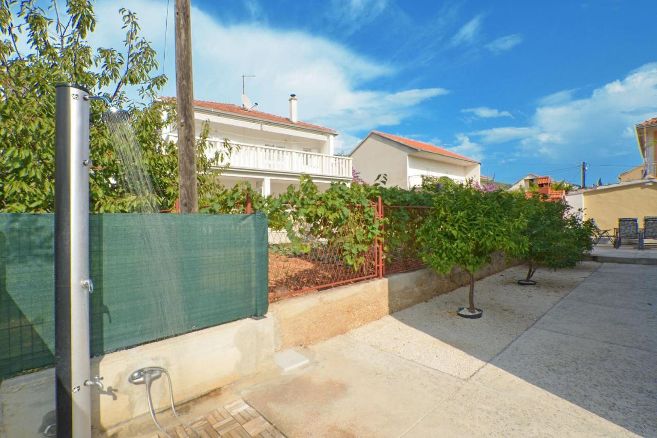 Villa Maros Marina Exterior photo